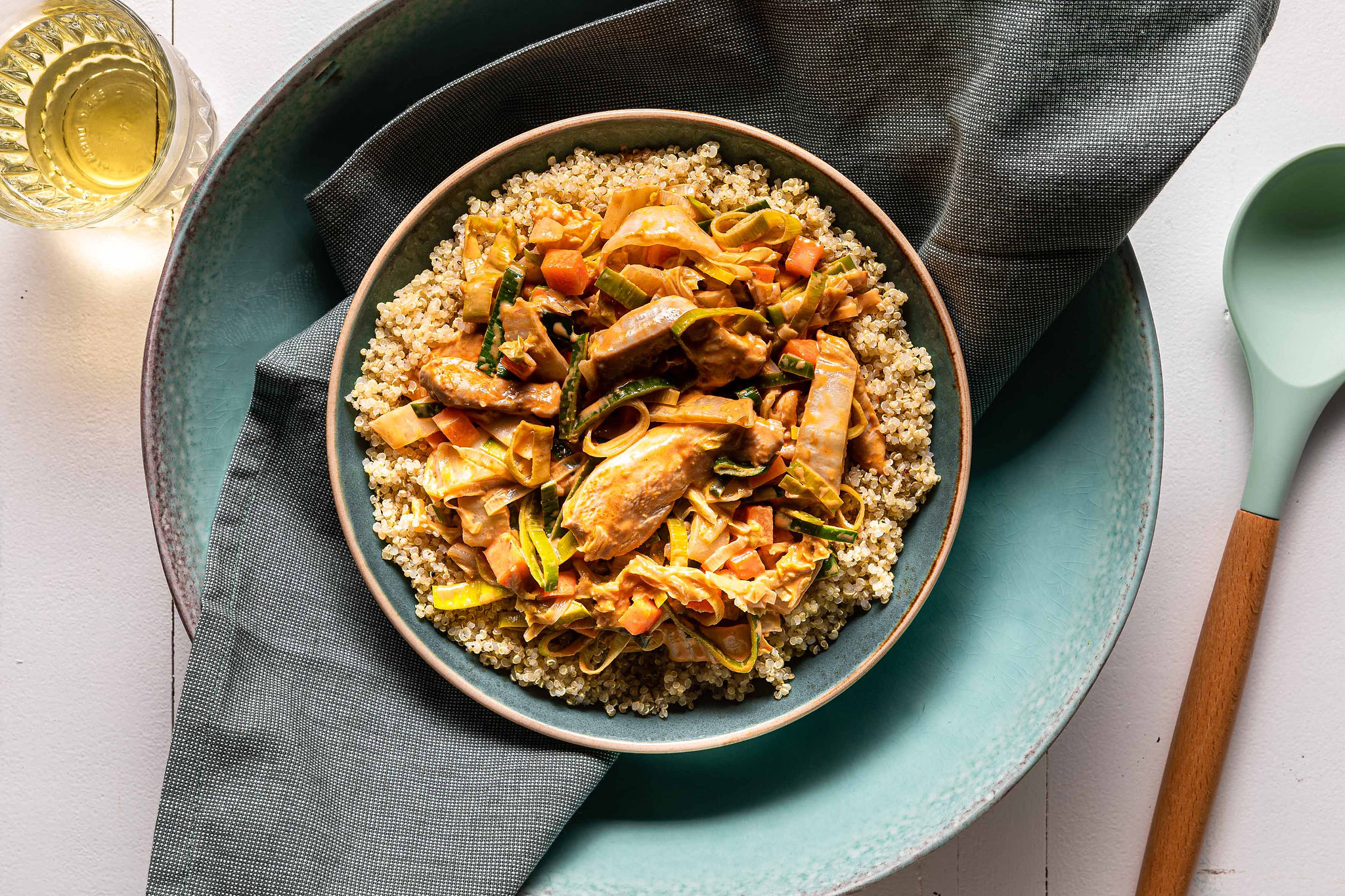 Kipcurry met oosterse groenten en quinoa