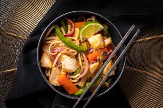 Viscurry met kokos en paprika