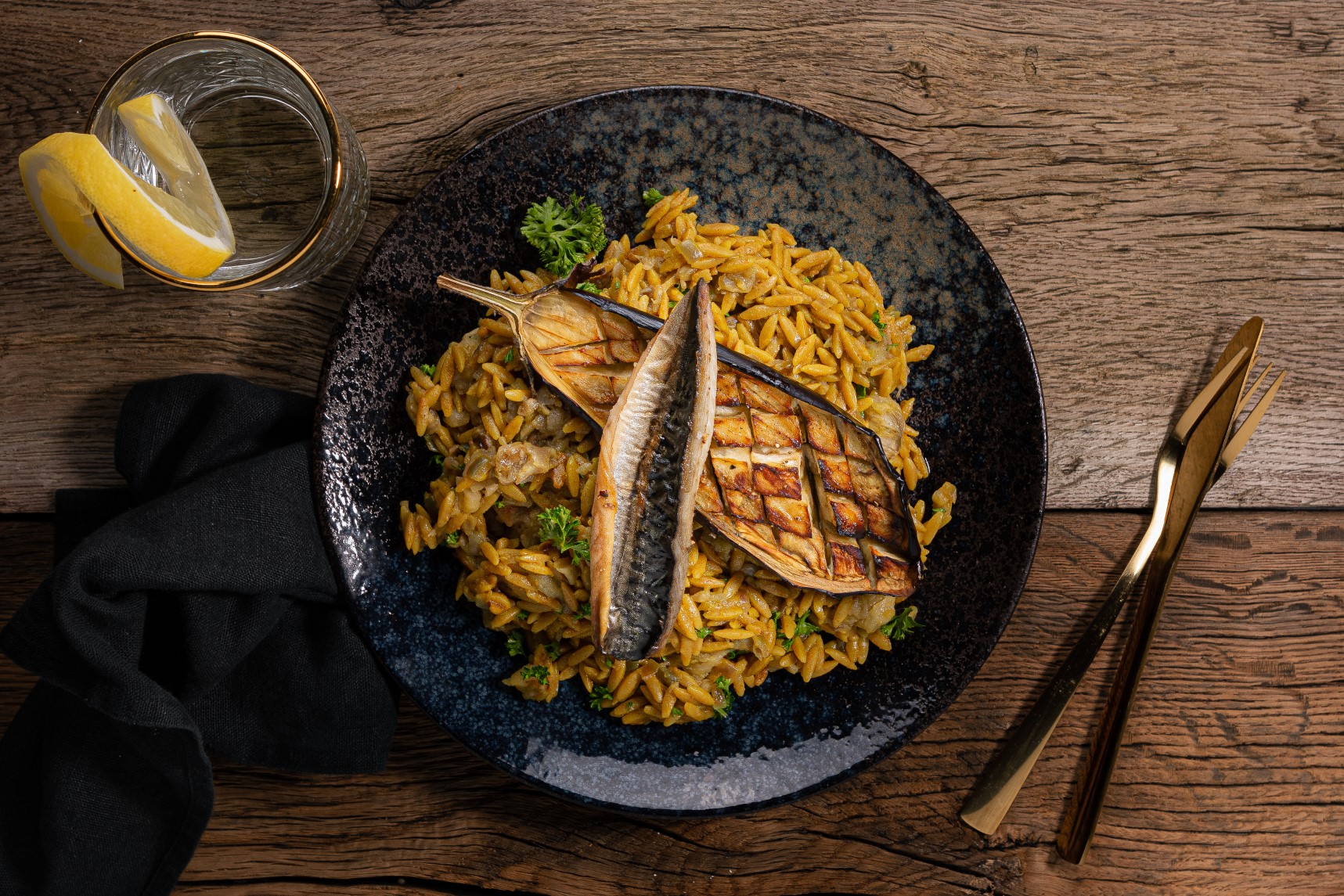 Geroosterde makreelfilet met risotto van orzo