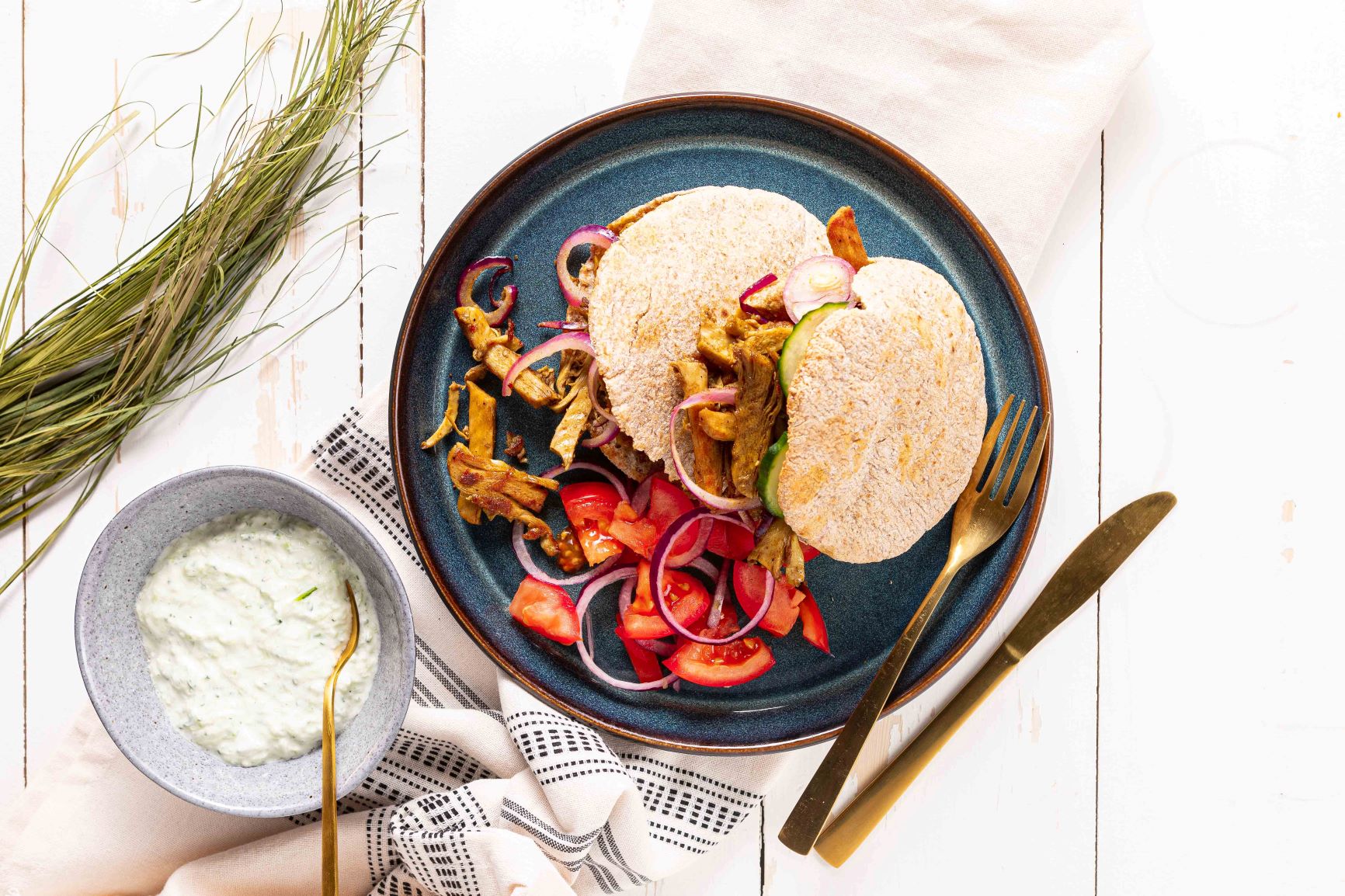 Pita ‘kip shoarma’ met frisse rucola