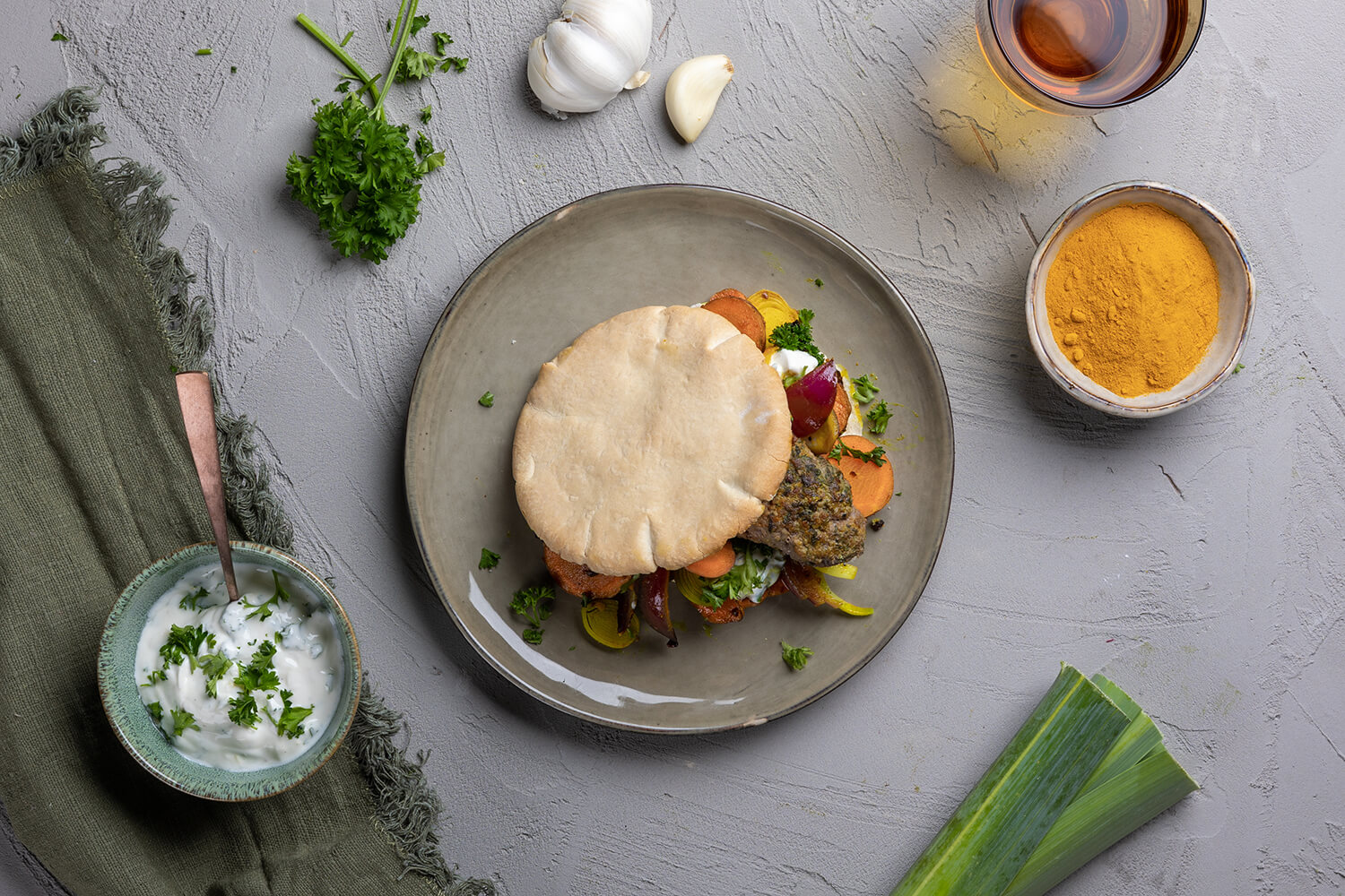 GEMAK VVV | Pita met Turkse köfte