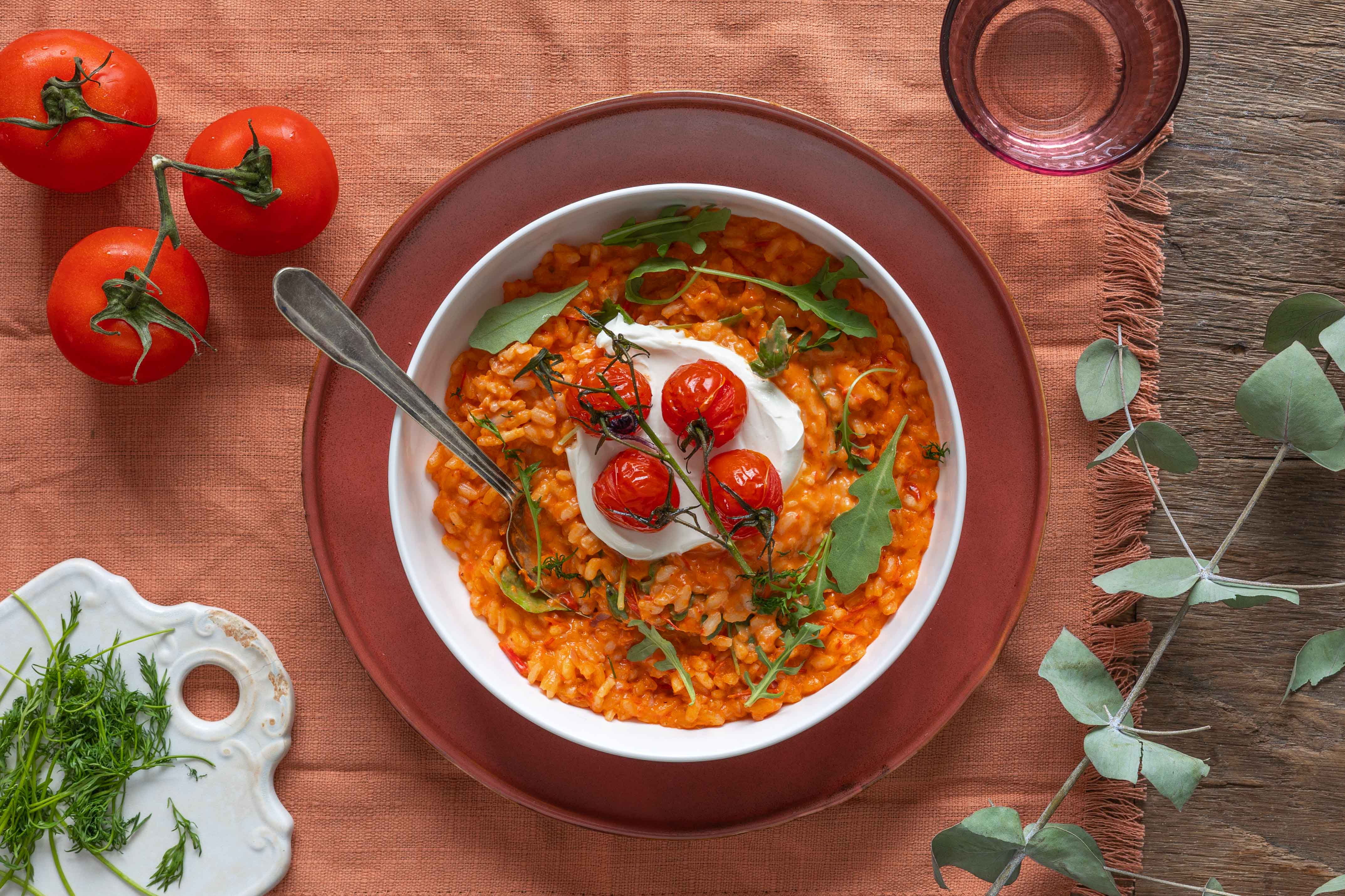 Smeuïge paprika-tomatenrisotto