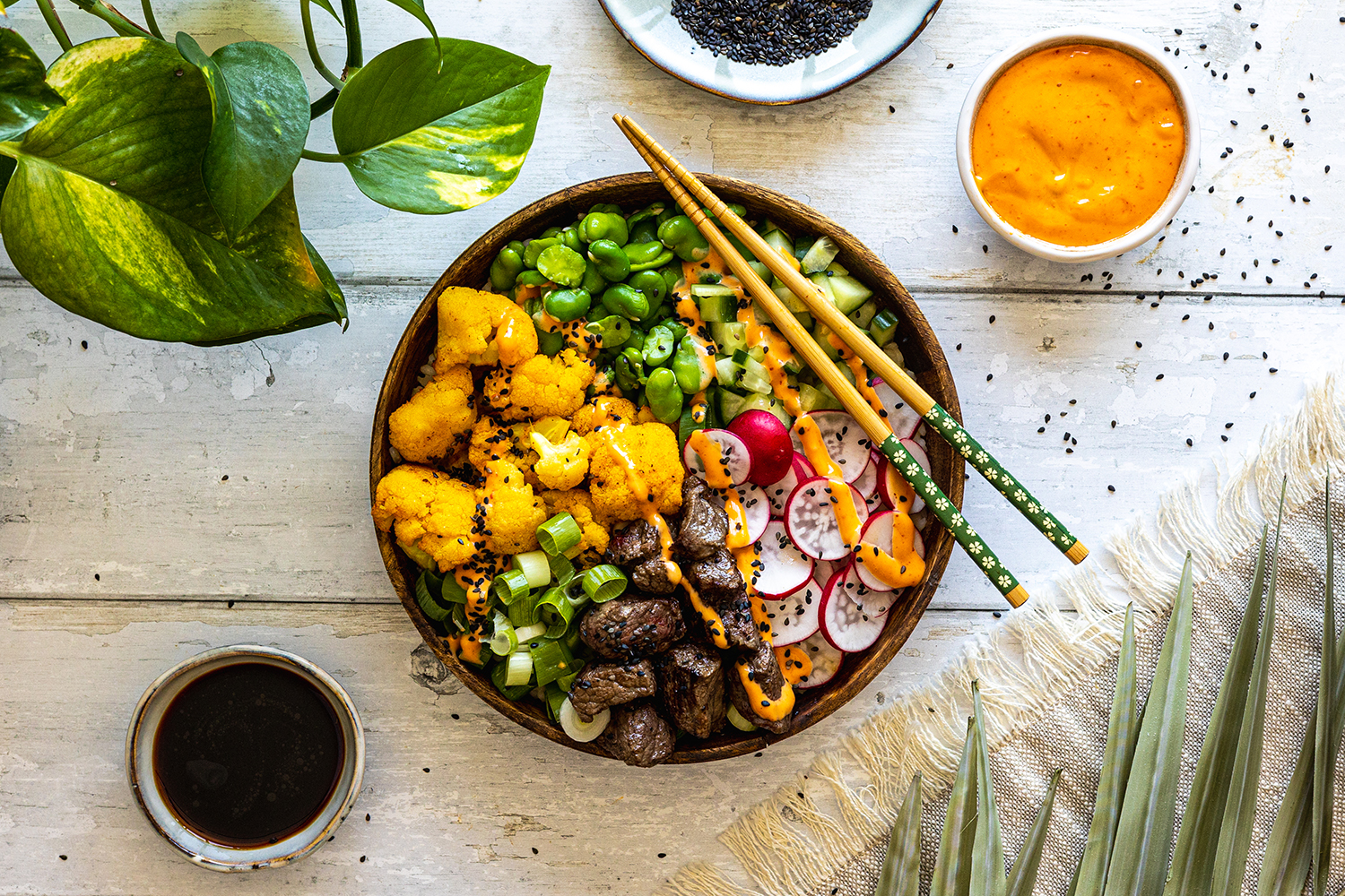 Kleurrijke pokebowl