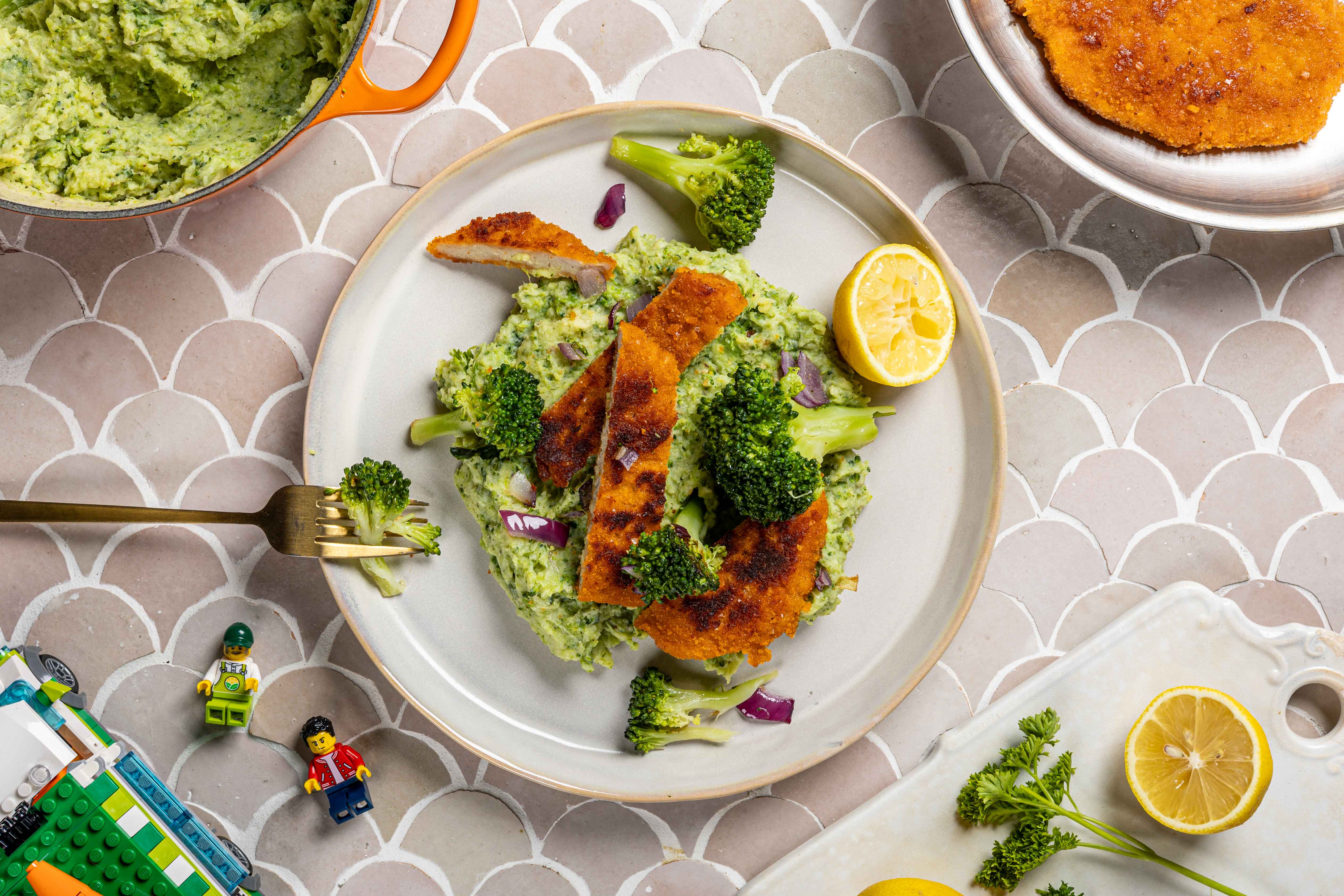 Broccolistamp met schnitzel