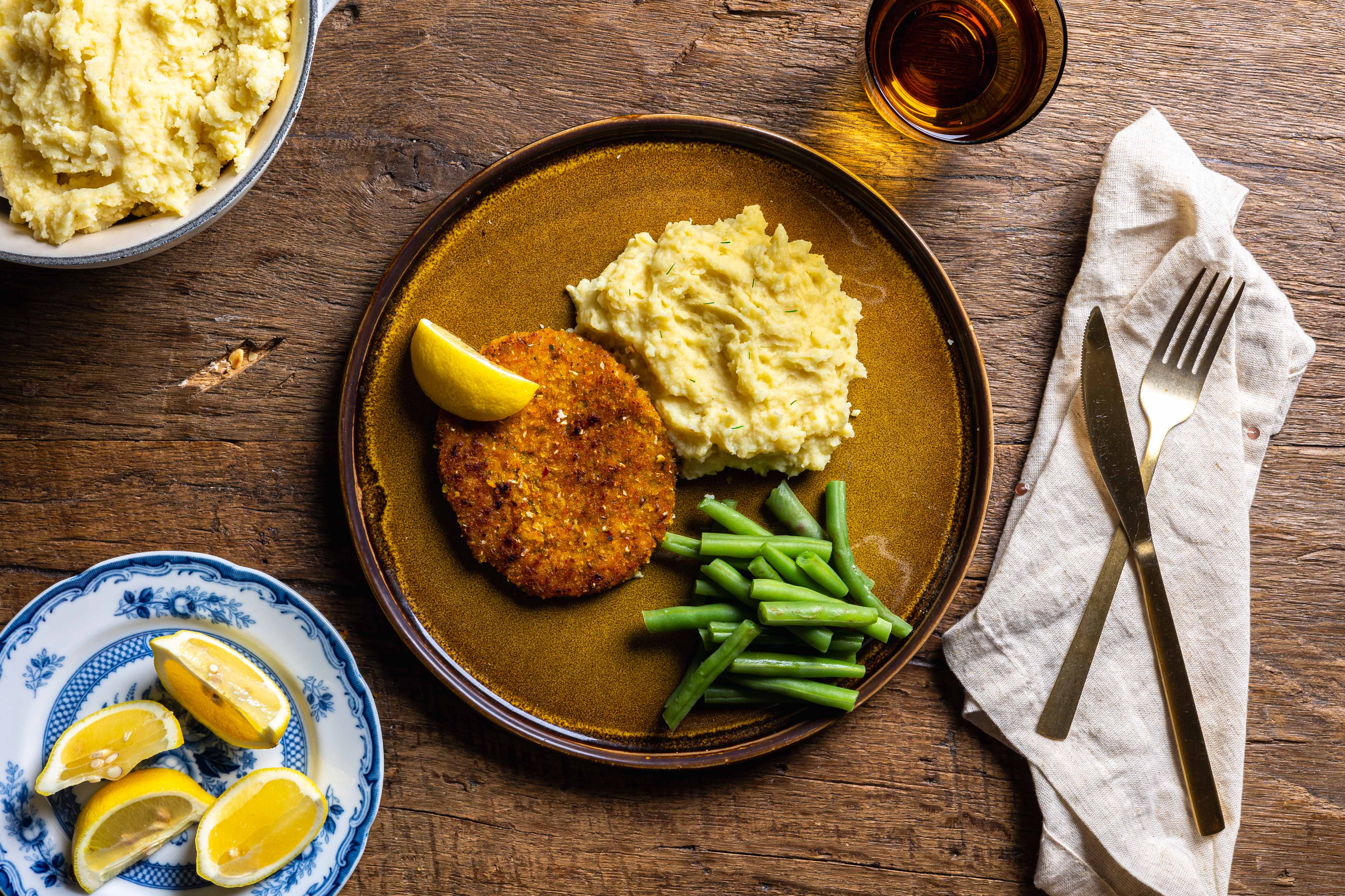 Schnitzel met aardappel-bieslook puree