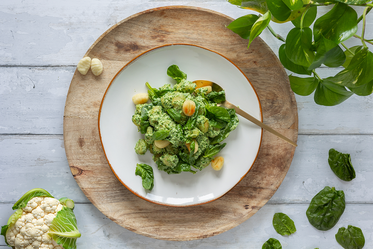 Gnocchi met vegan bloemkool-spinaziecréme 