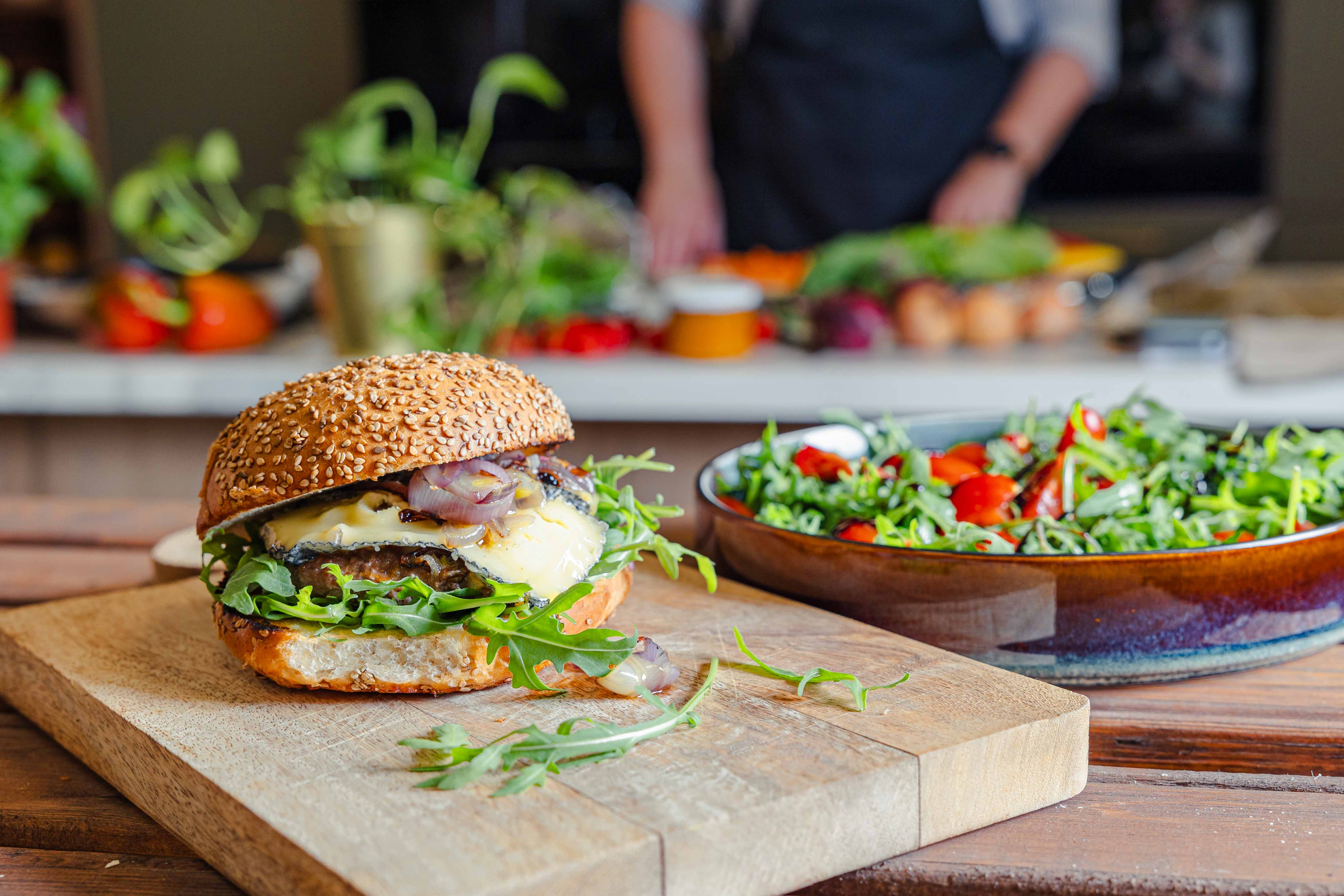 Oesterzwamburger met blauwe kaas