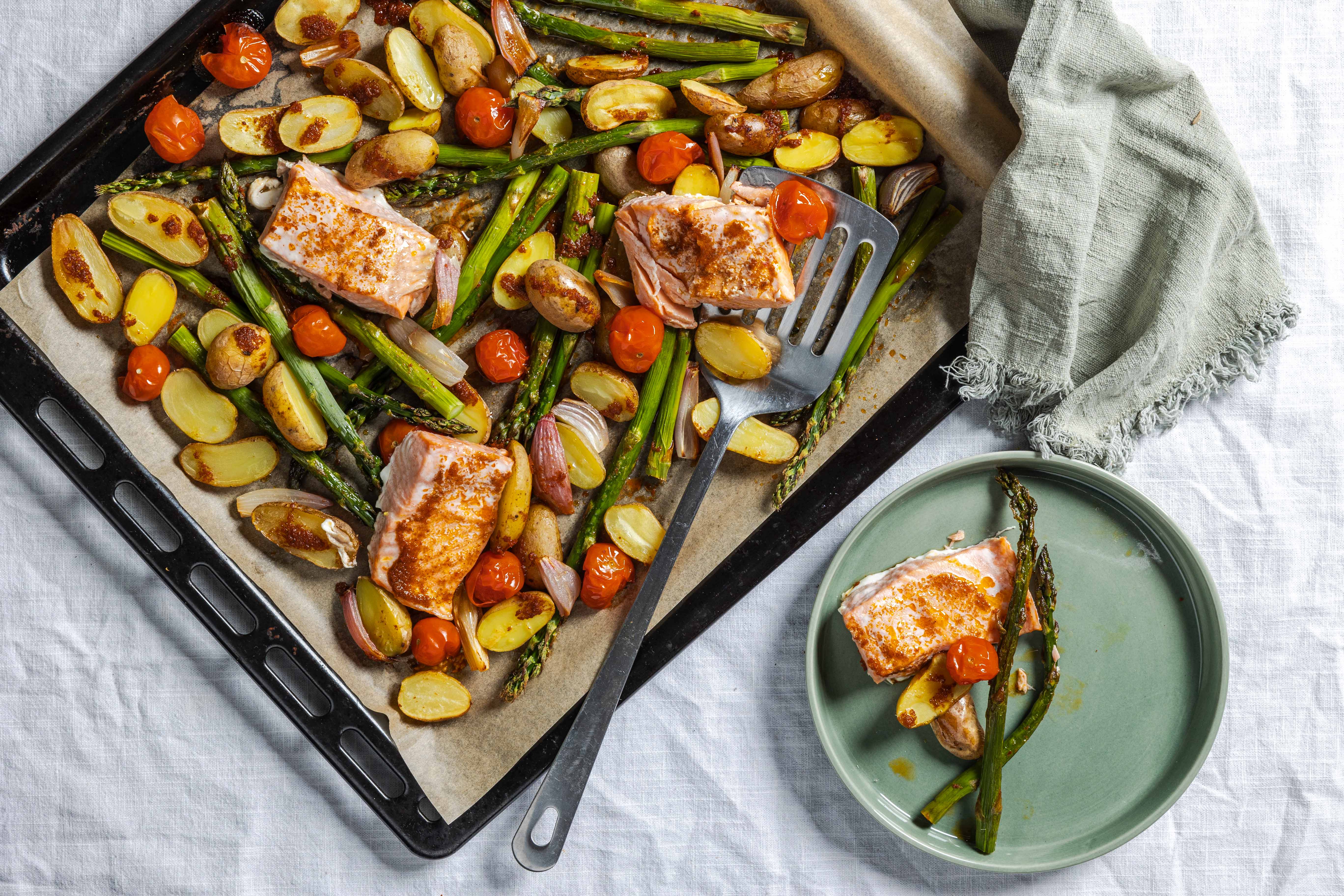 Traybake van zalm,