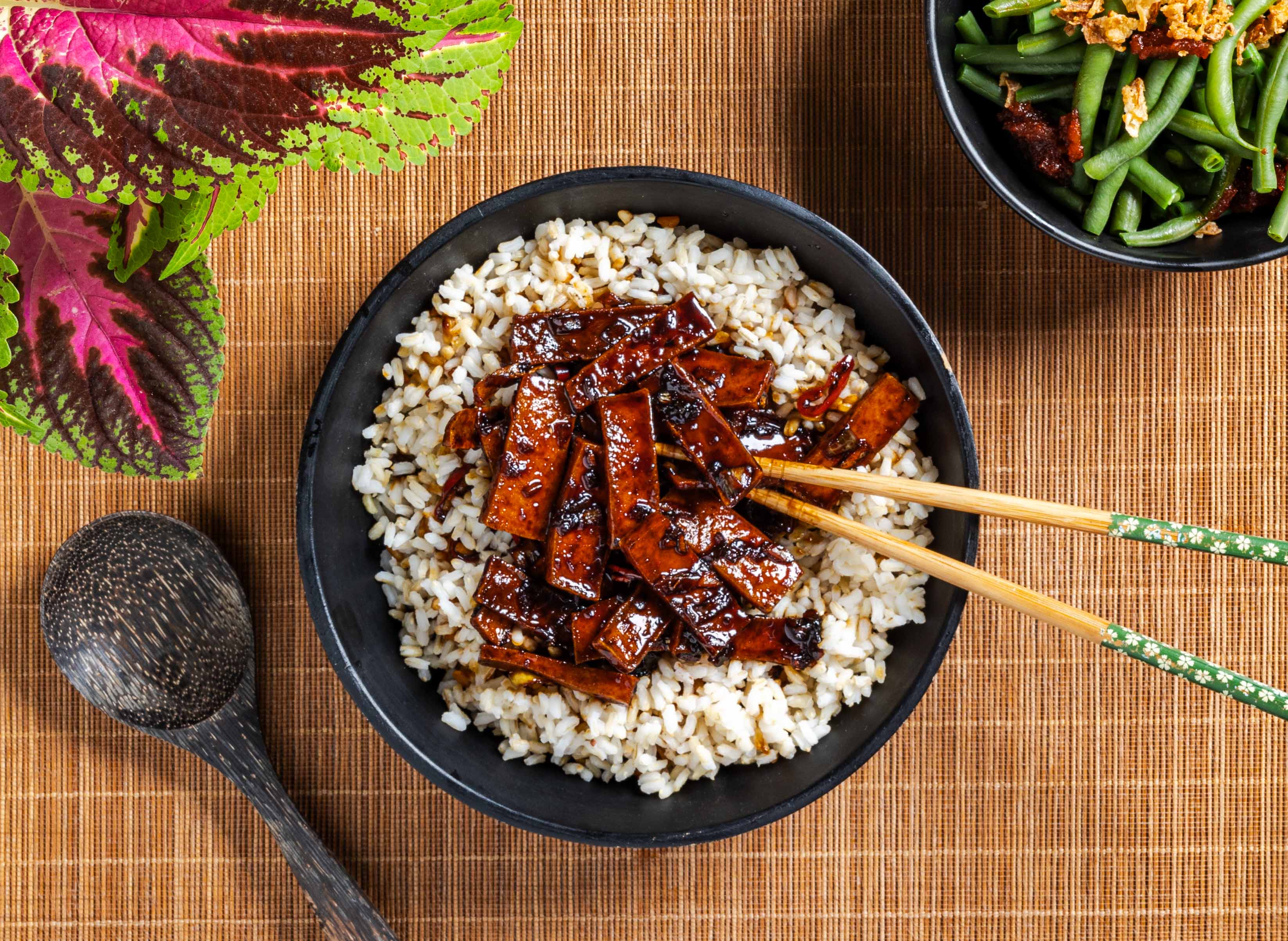 Tofu in ketjapsaus