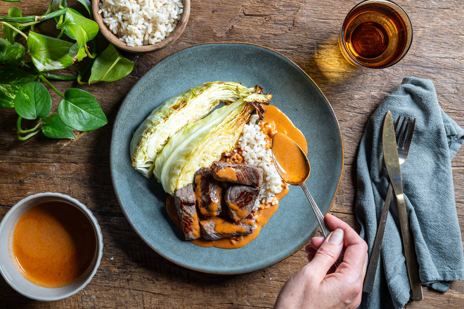 Biefstuk met massaman currysaus
