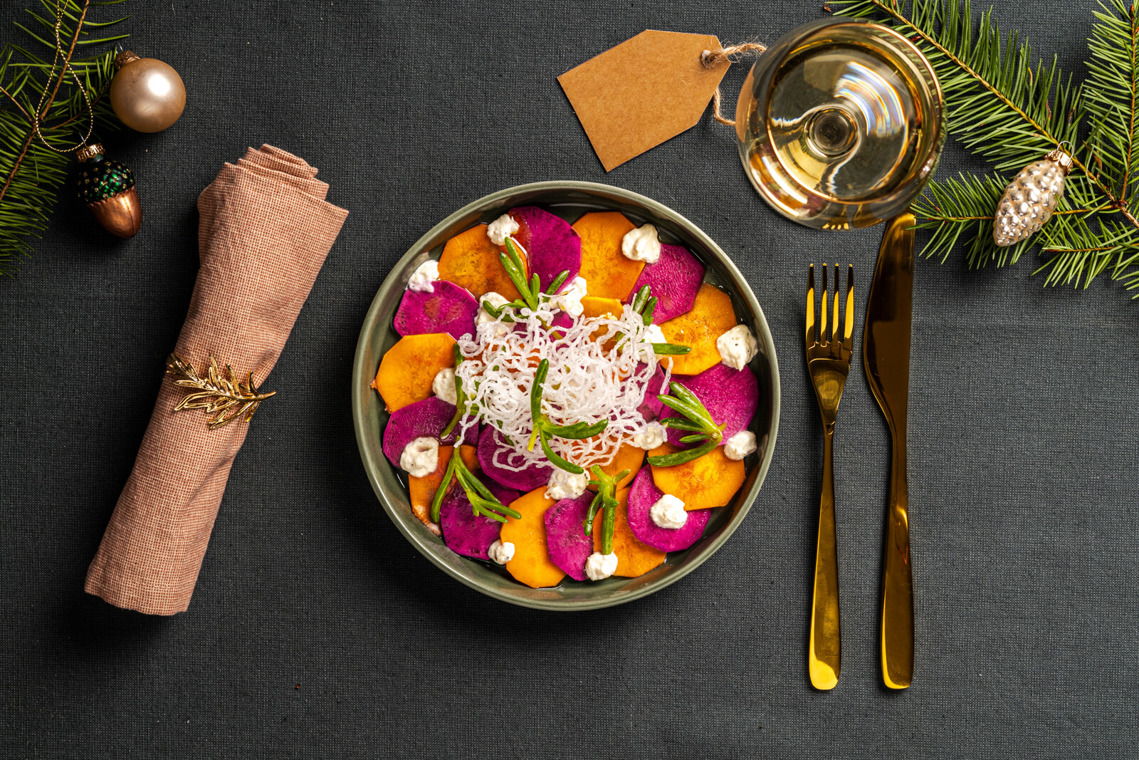 Bataat-carpaccio met mierikswortelsaus