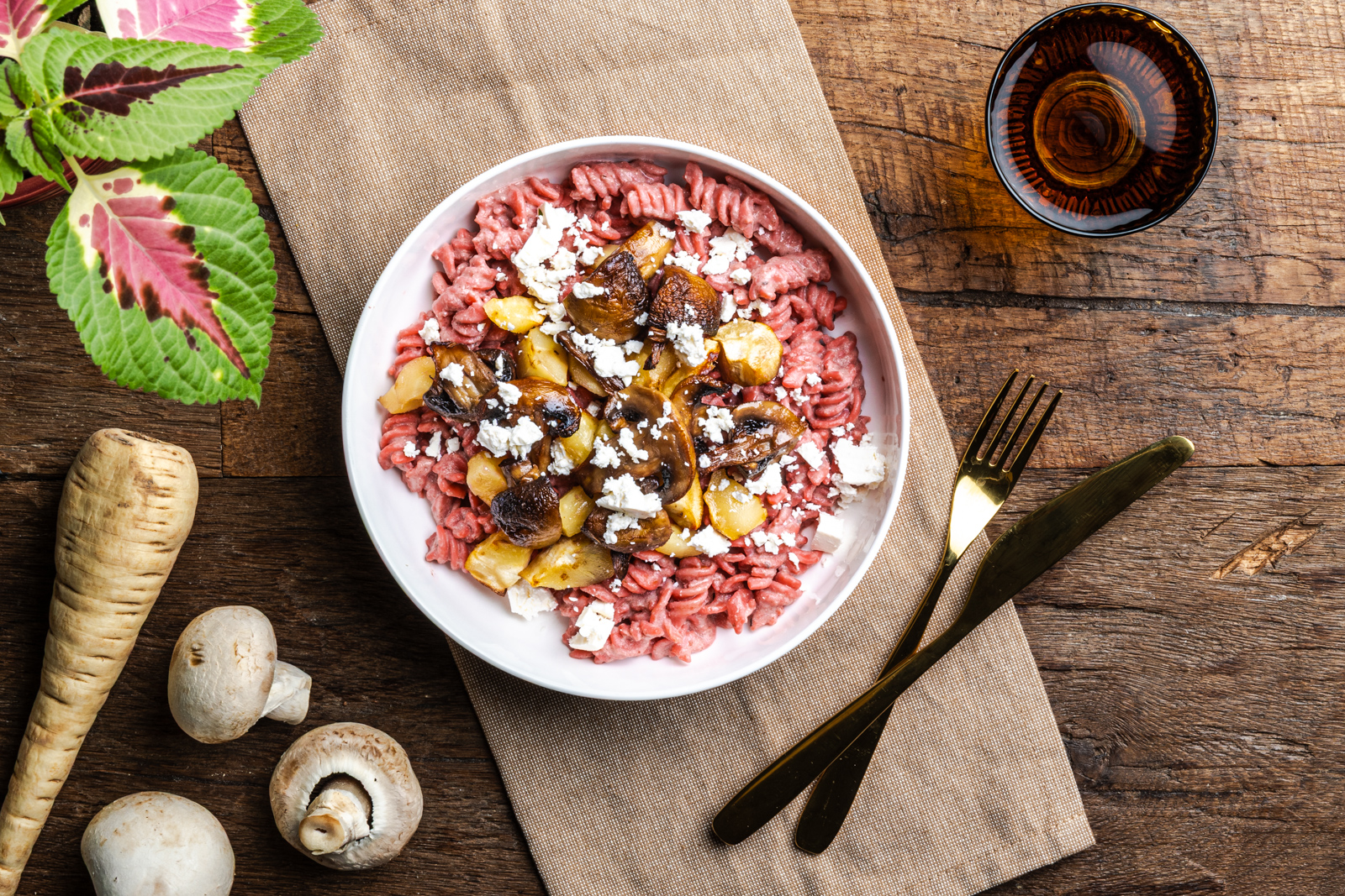 Pasta met rodebietensaus