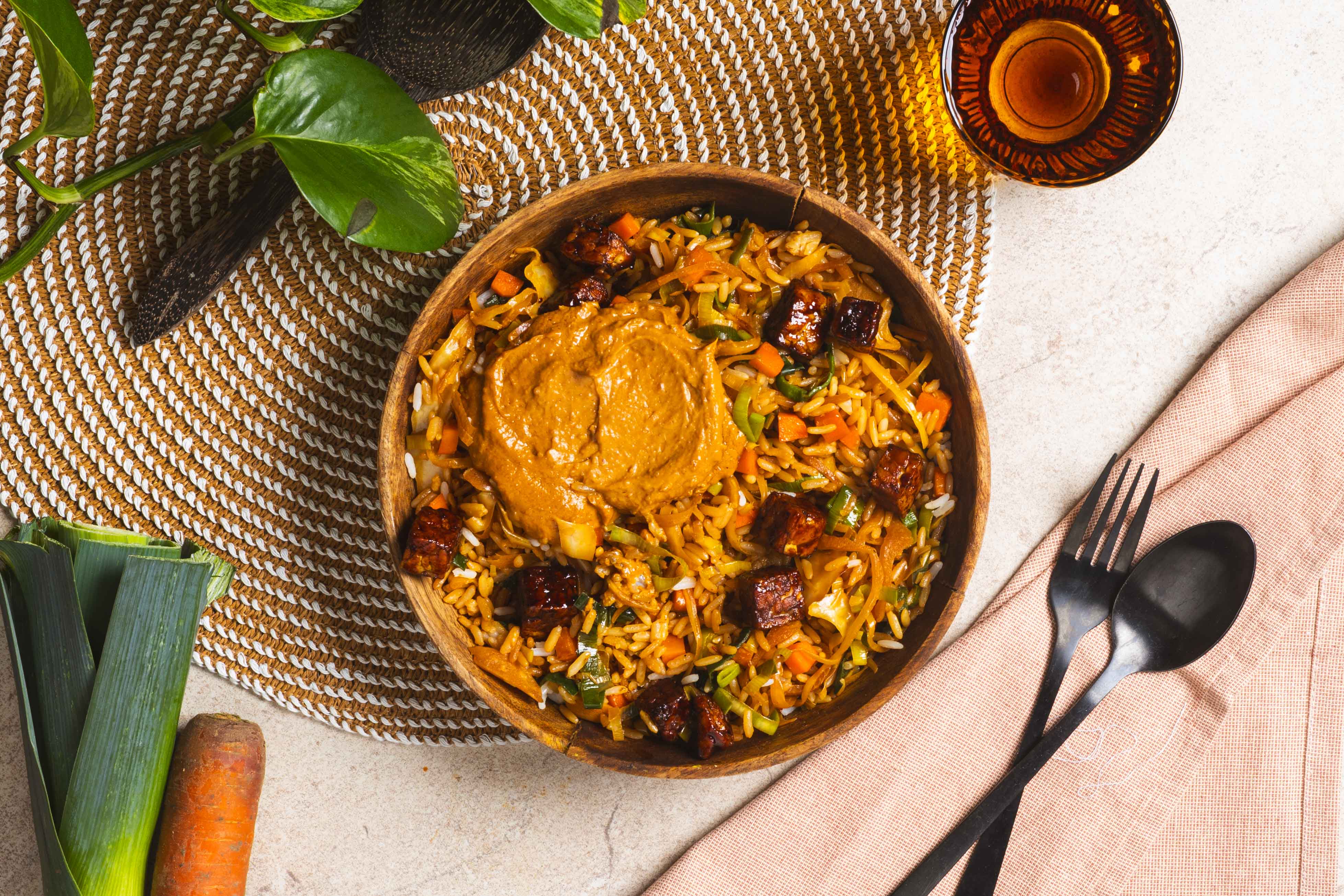 Nasi met gebakken tempeh