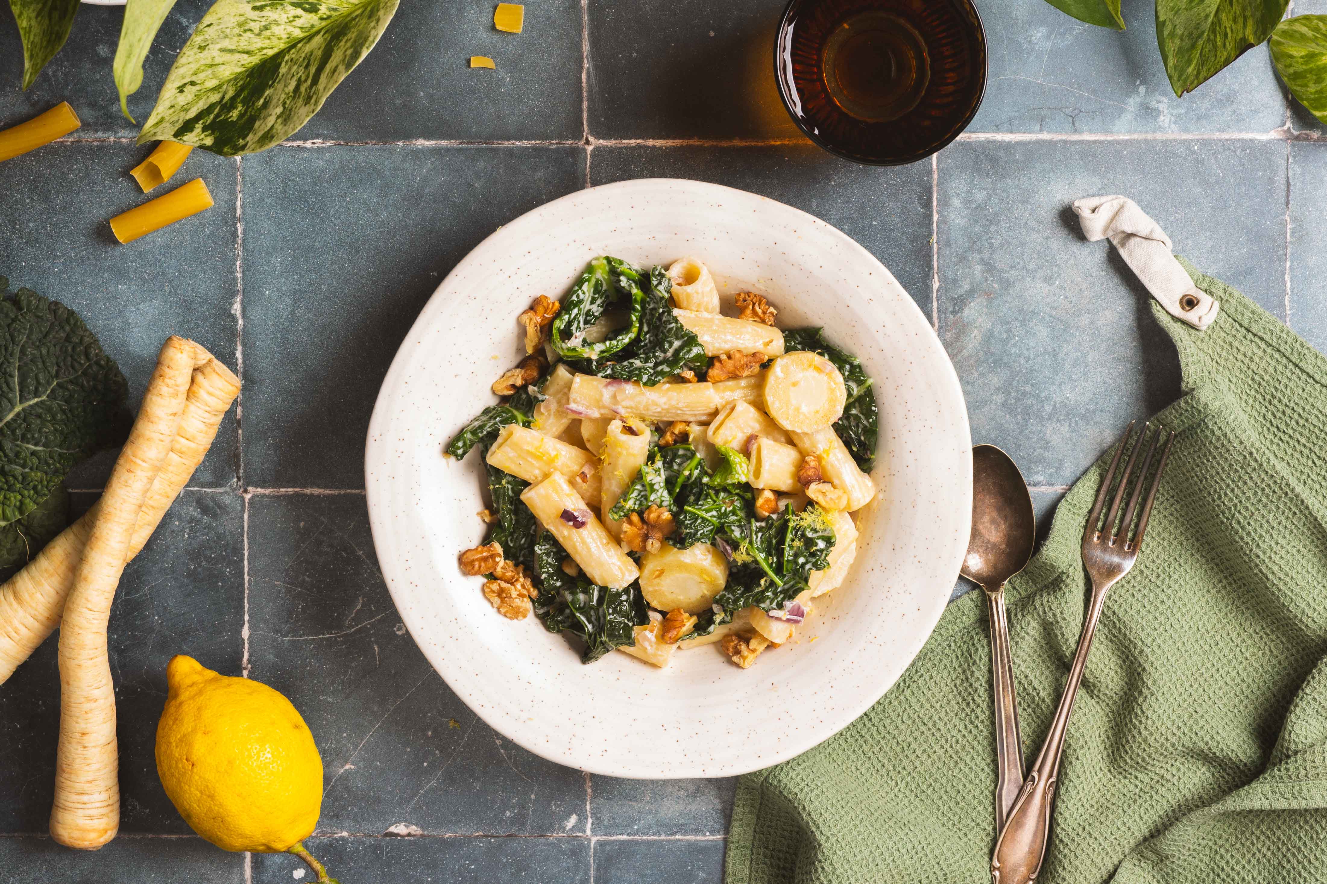 Romige citroenpasta met walnoten