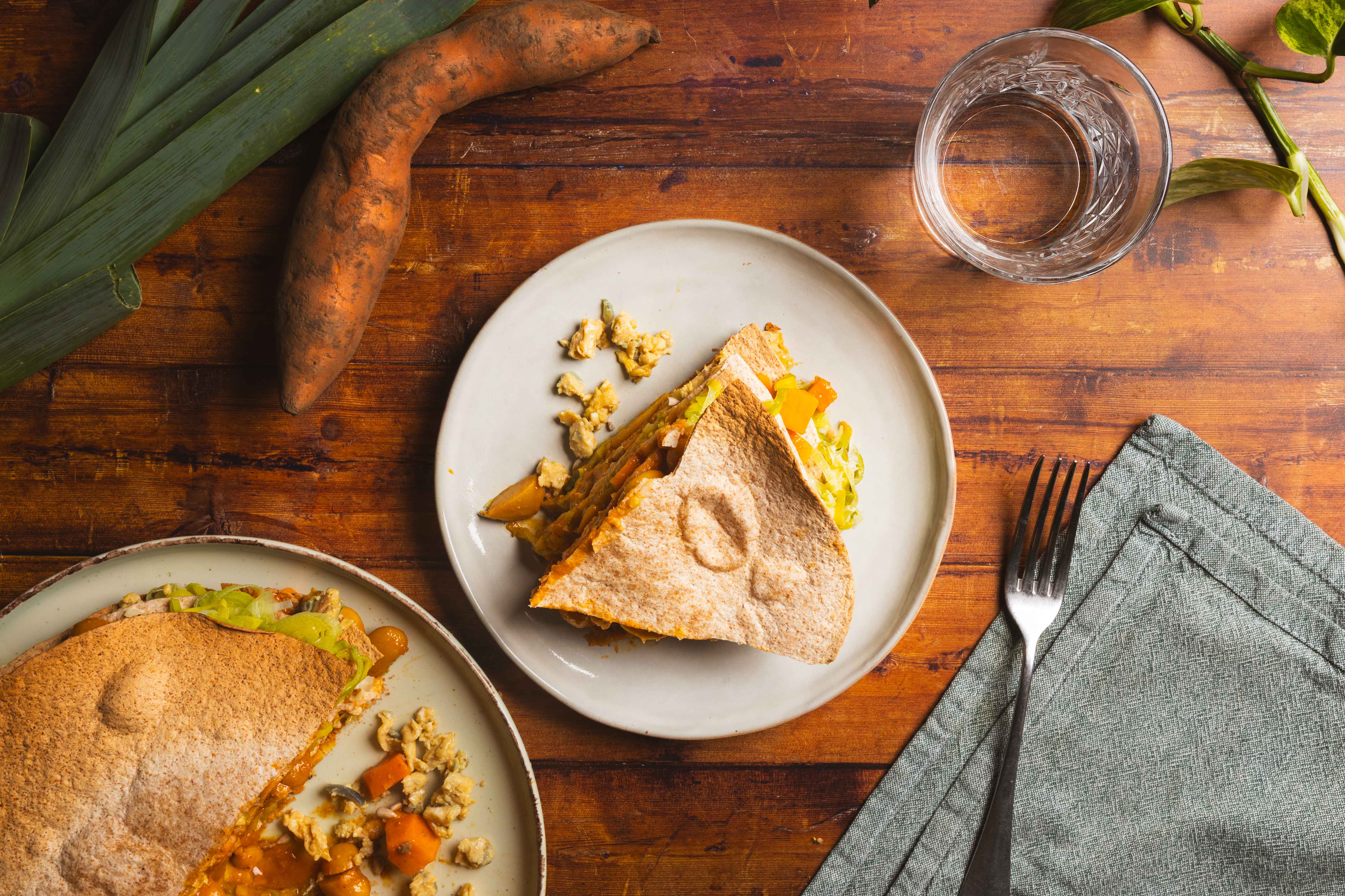 Tortillataart met limabonen in rotisaus