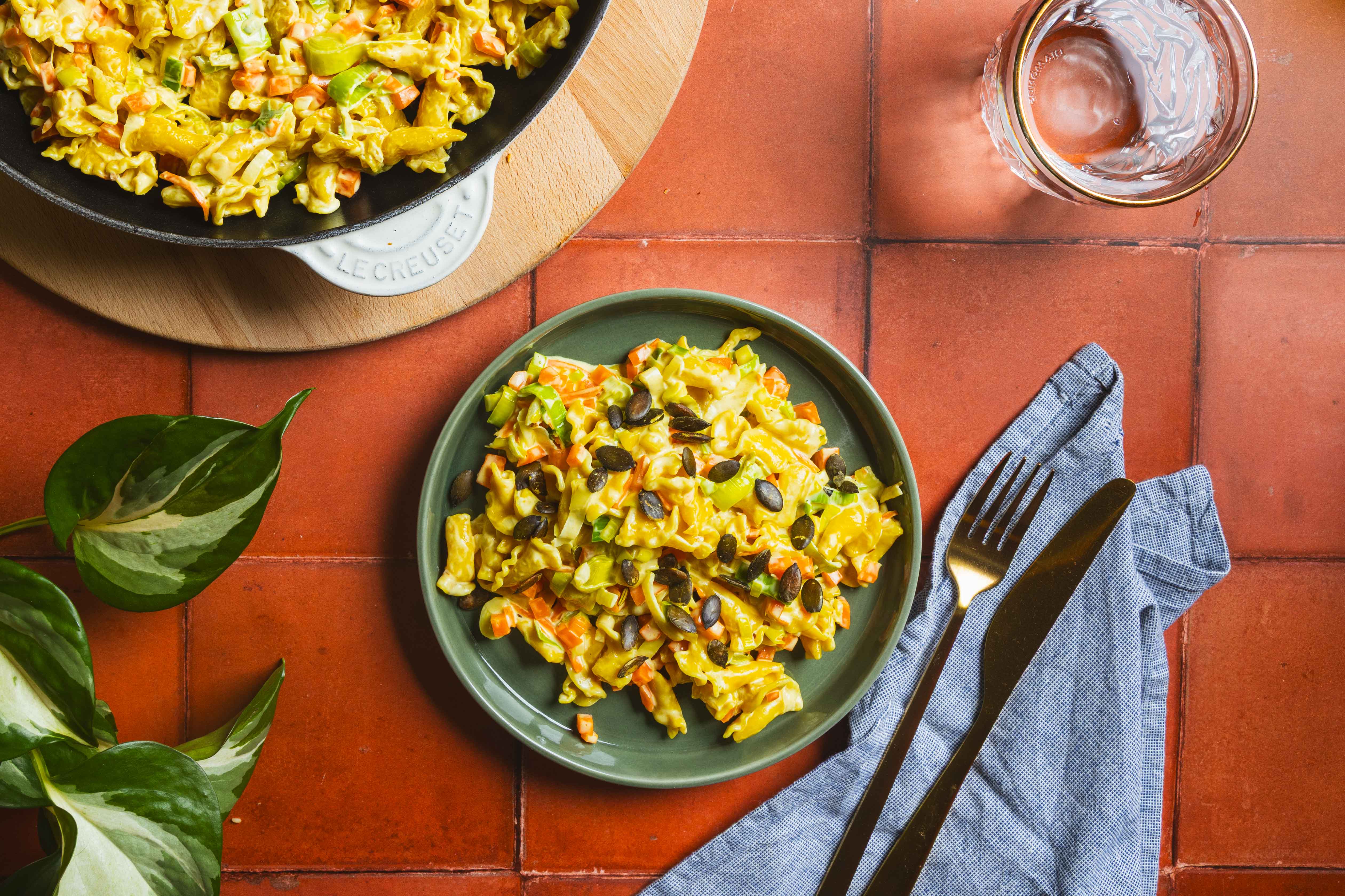 Verse pasta met prei-mosterdsaus