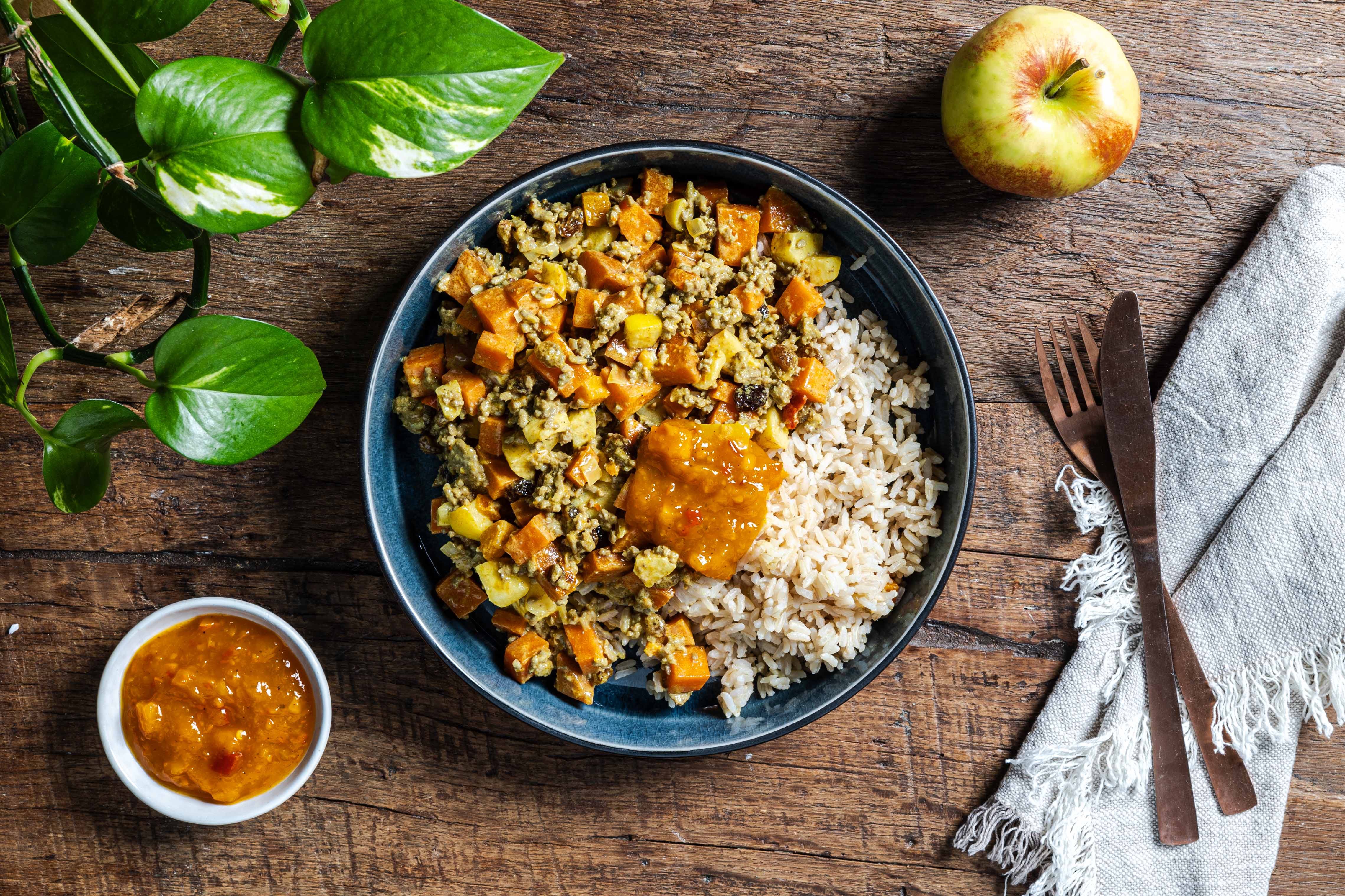 Roerbak-bobotie met kalkoengehakt,