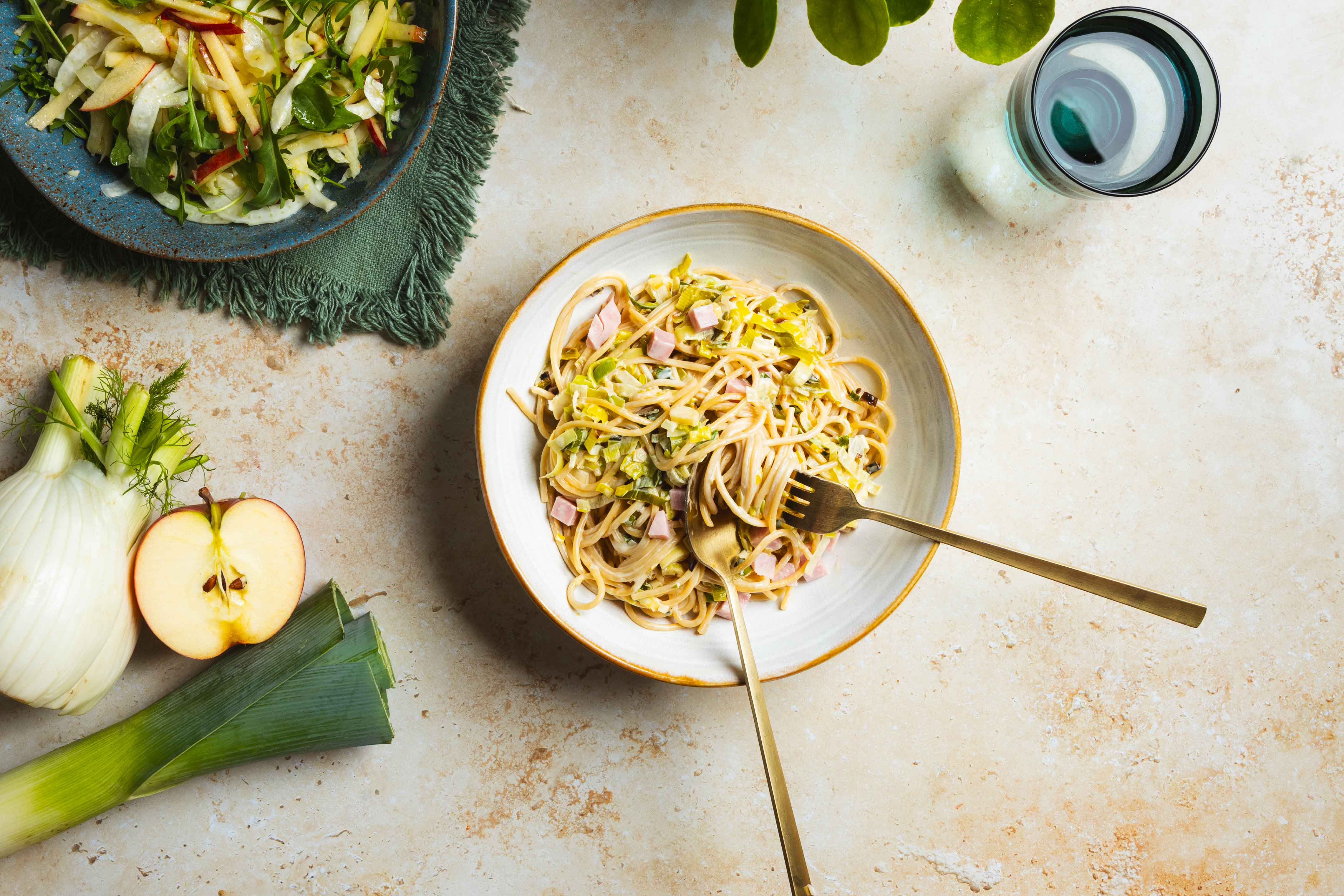 Spaghetti met ham-preisaus